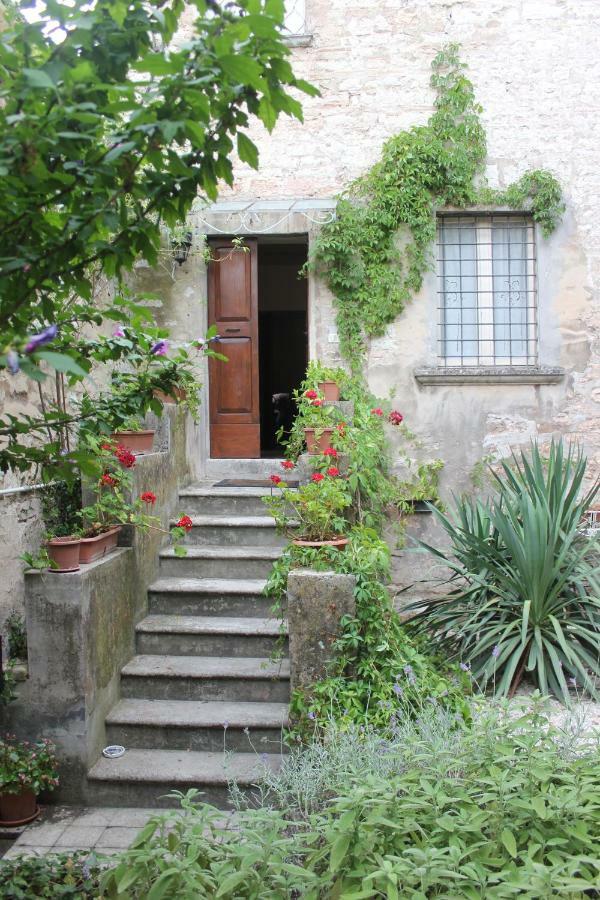 Residence Via Benamati Cagli Εξωτερικό φωτογραφία